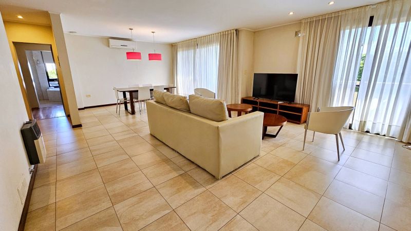 Departamento de 3 ambientes superior suite