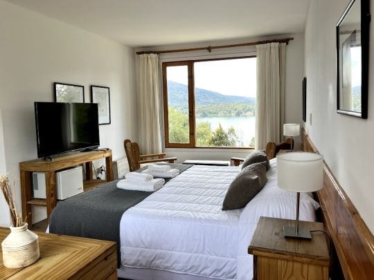 Hotel, image 3