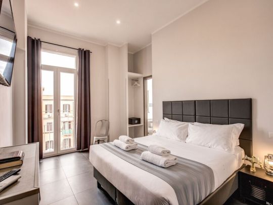 HOTEL, immagine 1