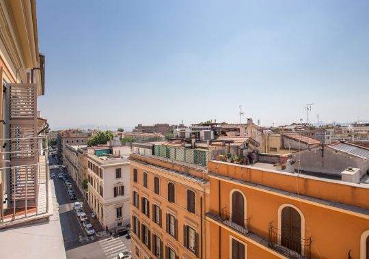 Hotel, image 10